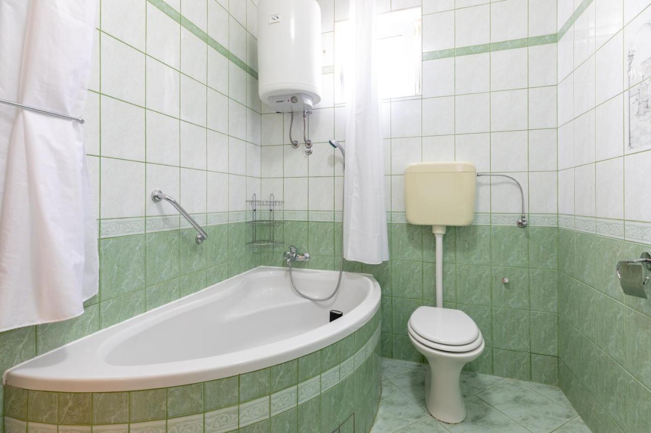 Apartments Villa Maja روغوزنيكا المظهر الخارجي الصورة