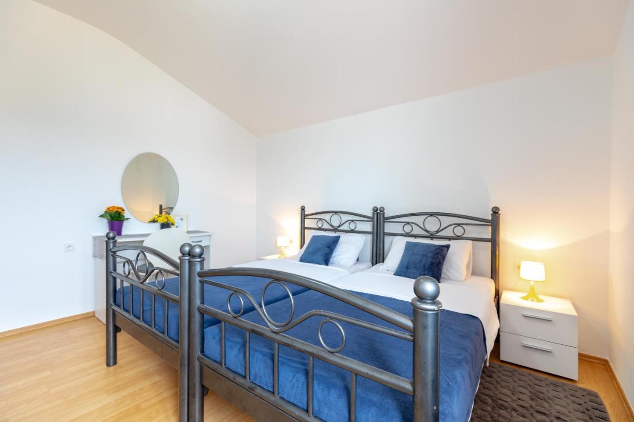 Apartments Villa Maja روغوزنيكا المظهر الخارجي الصورة
